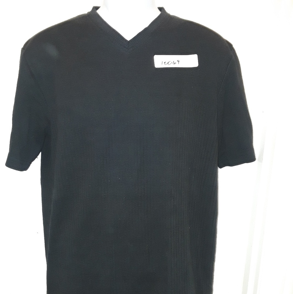 Men's v neck dress shirt lg